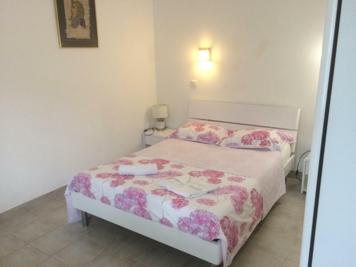 Appartements La Mangouste Sainte-Maxime Esterno foto